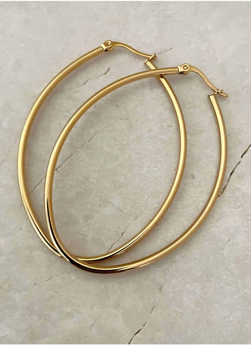 Clé de Lune Minimalist Oval Hoop Earrings- Gold  - Image 4