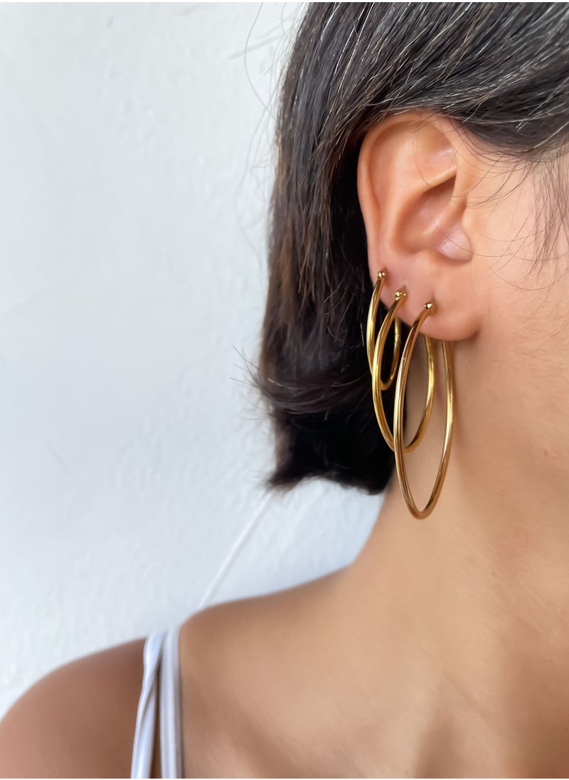 Clé de Lune Minimalist Oval Hoop Earrings- Gold  - Image 5