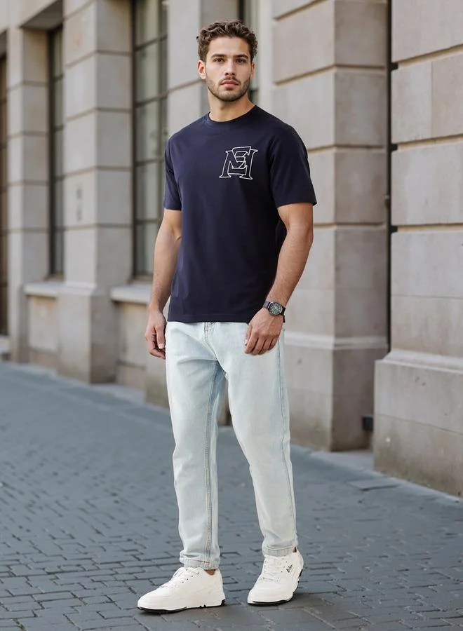 إمبيرور تيشيرت إمبراطور بطبعة ورقبة دائرية