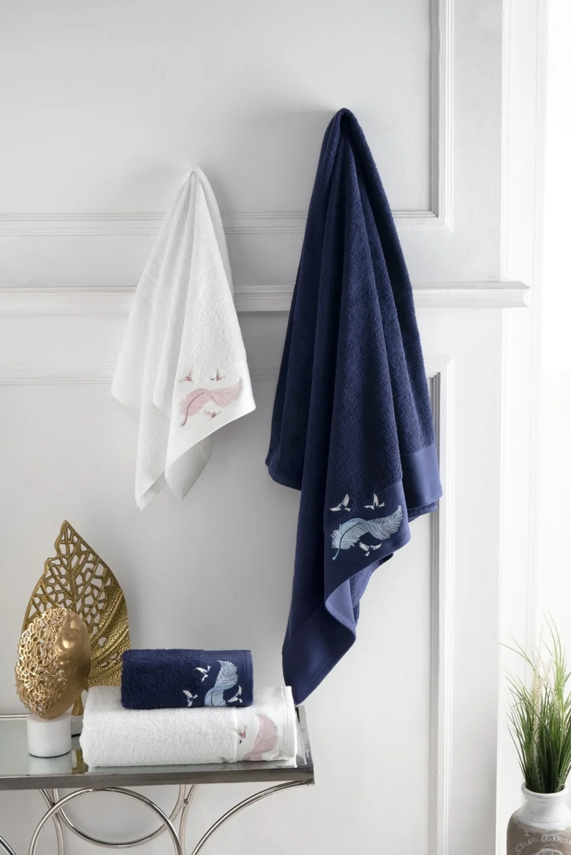 Kiğılı Home KGHV118 Feather Embroidered Bath Set
