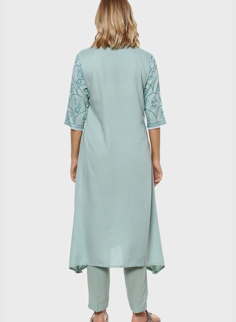 Instafab Printed Kurti and Pant Set