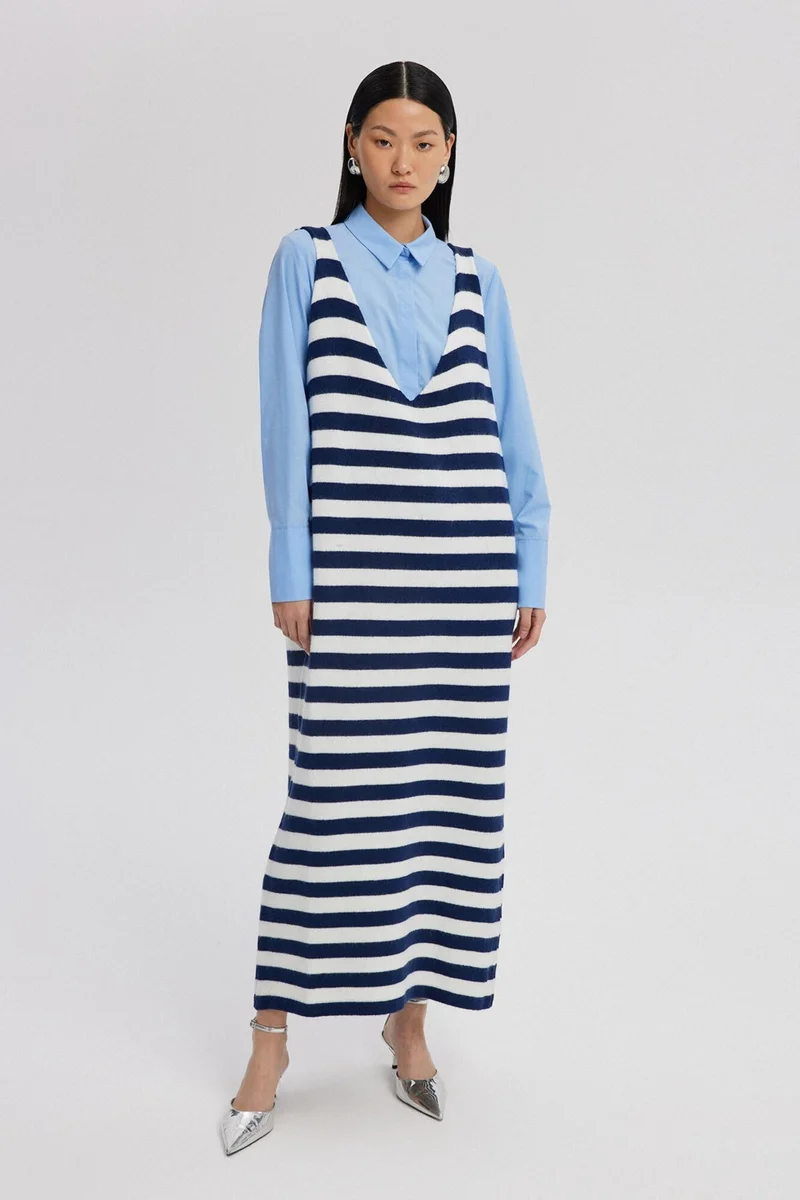 توتشي V-Neck Striped Gilet
