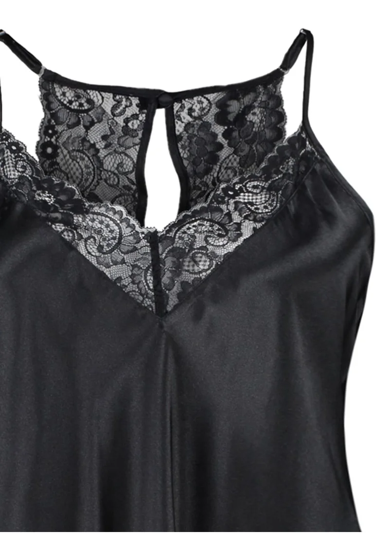 Trendyol Curve Lace Detail Short Pyjama Set