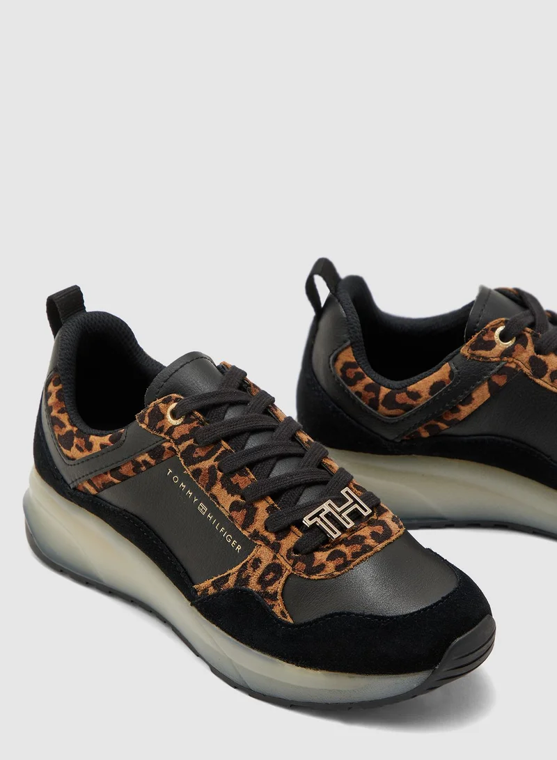 TOMMY HILFIGER Leo Sporty Sneaker