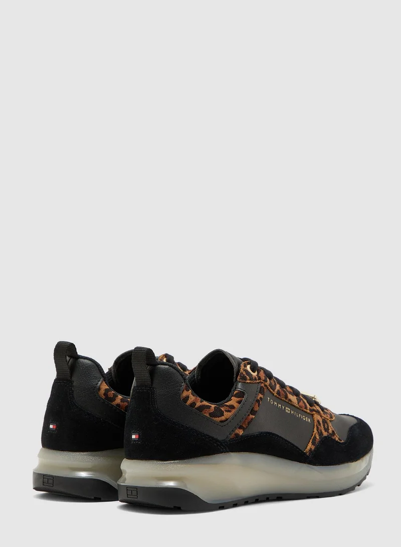 TOMMY HILFIGER Leo Sporty Sneaker