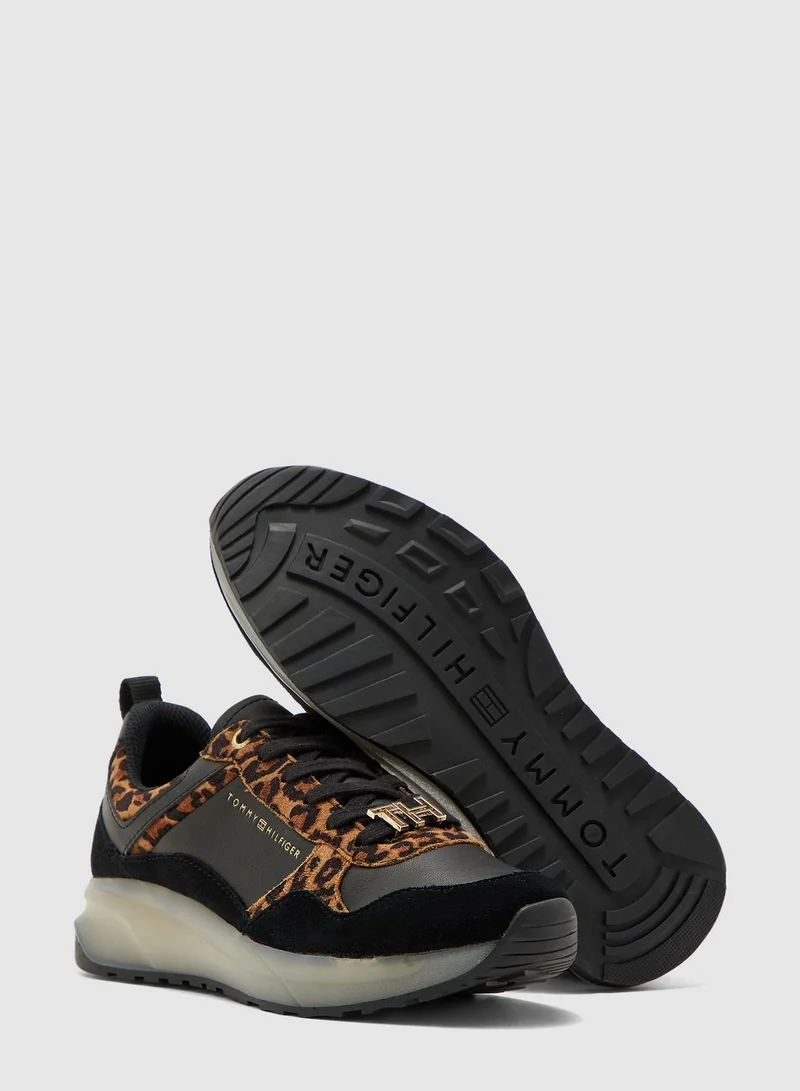 TOMMY HILFIGER Leo Sporty Sneaker