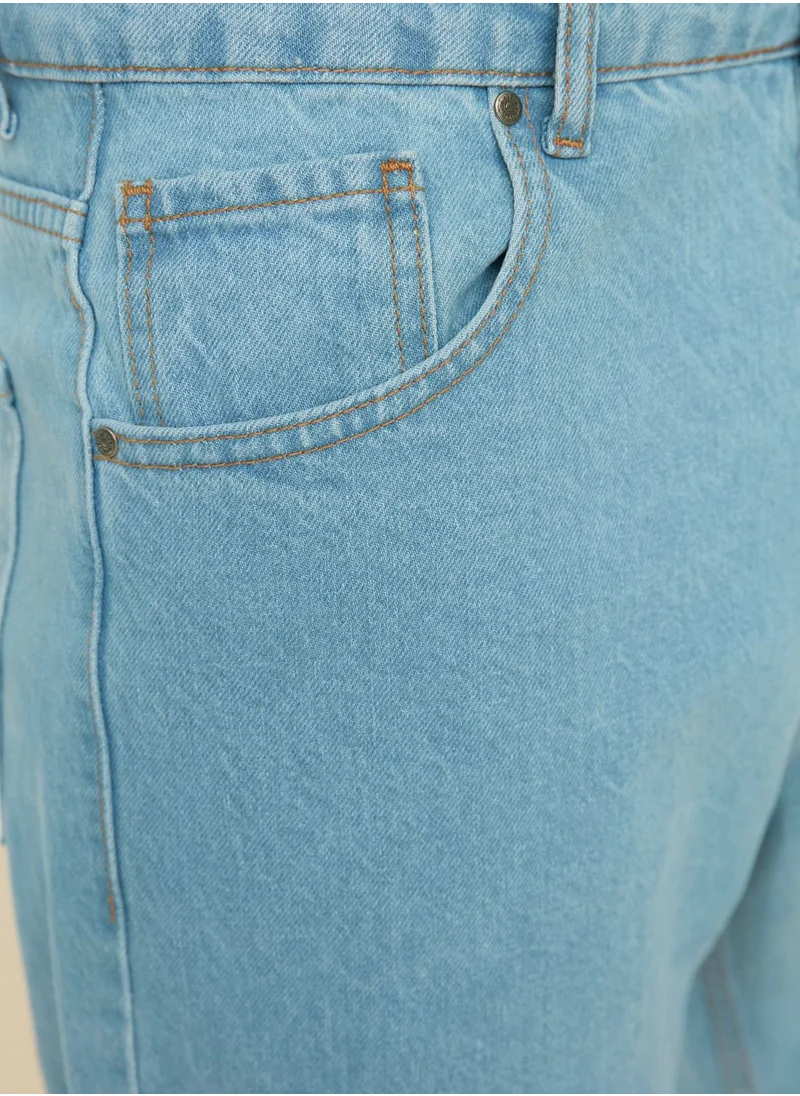 trendyol Light Wash Relaxed Fit Jeans