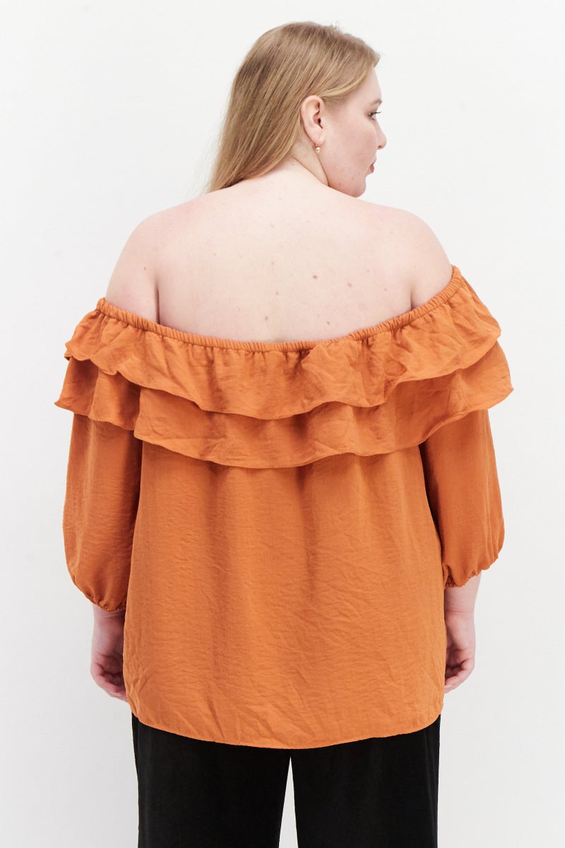 VINCE CAMUTO بلوزة نسائية بلس سايز بدون أكتاف 3 - Image 2