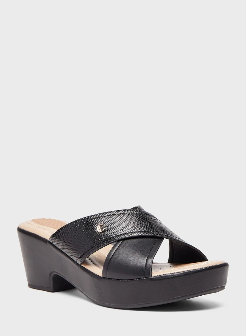 لو كونفورت Block Heel Sandals