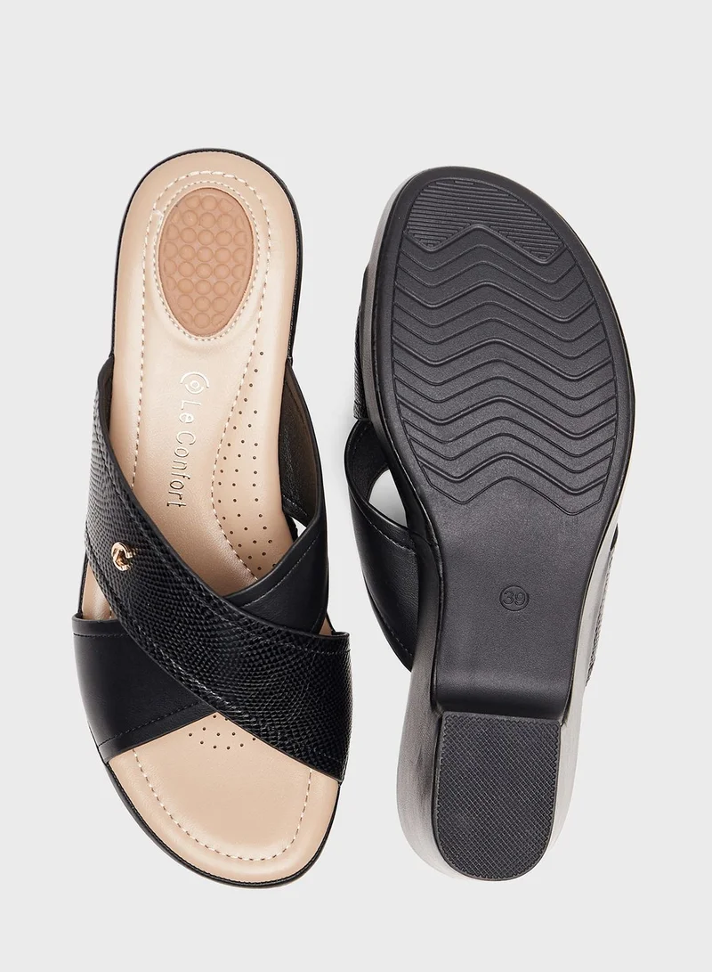 لو كونفورت Block Heel Sandals