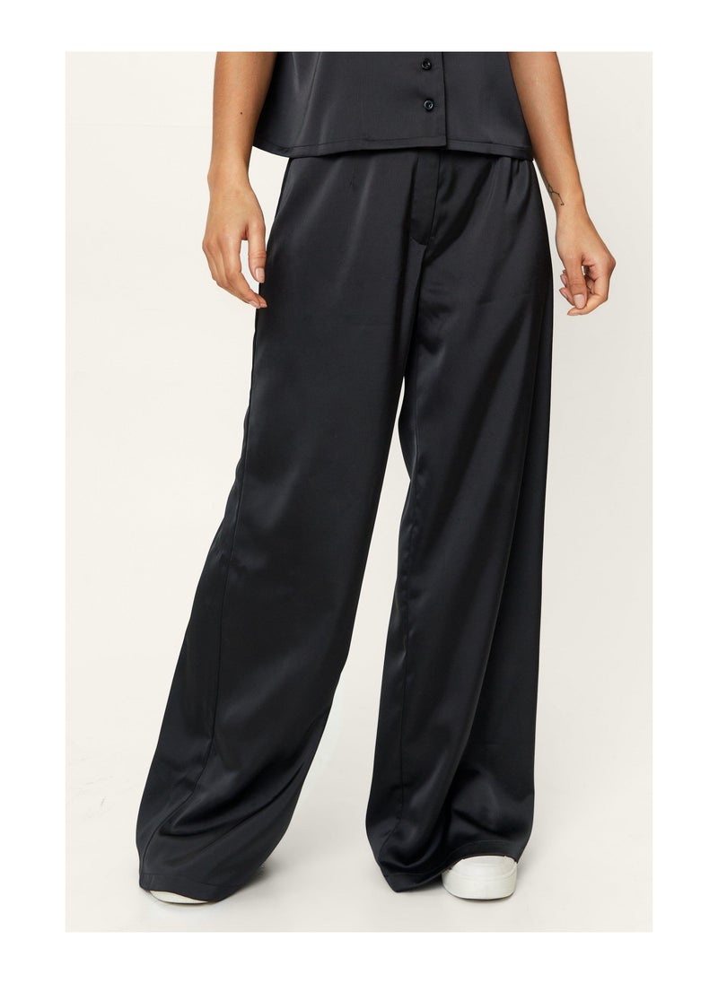 NASTY GAL - Petite Satin Wide Leg Coord Trouser - Image 1