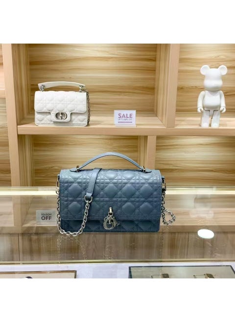 High-end Feeltweed Style Handbag Classic Argyll Chain Bag Single Shoulder Slant Cross Small Square Bag Fashionable Wristlet Peacock blue