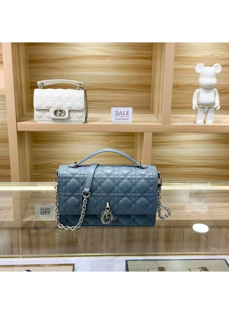Generic - High-end Feeltweed Style Handbag Classic Argyll Chain Bag Single Shoulder Slant Cross Small Square Bag Fashionable Wristlet Peacock blue - Image 1