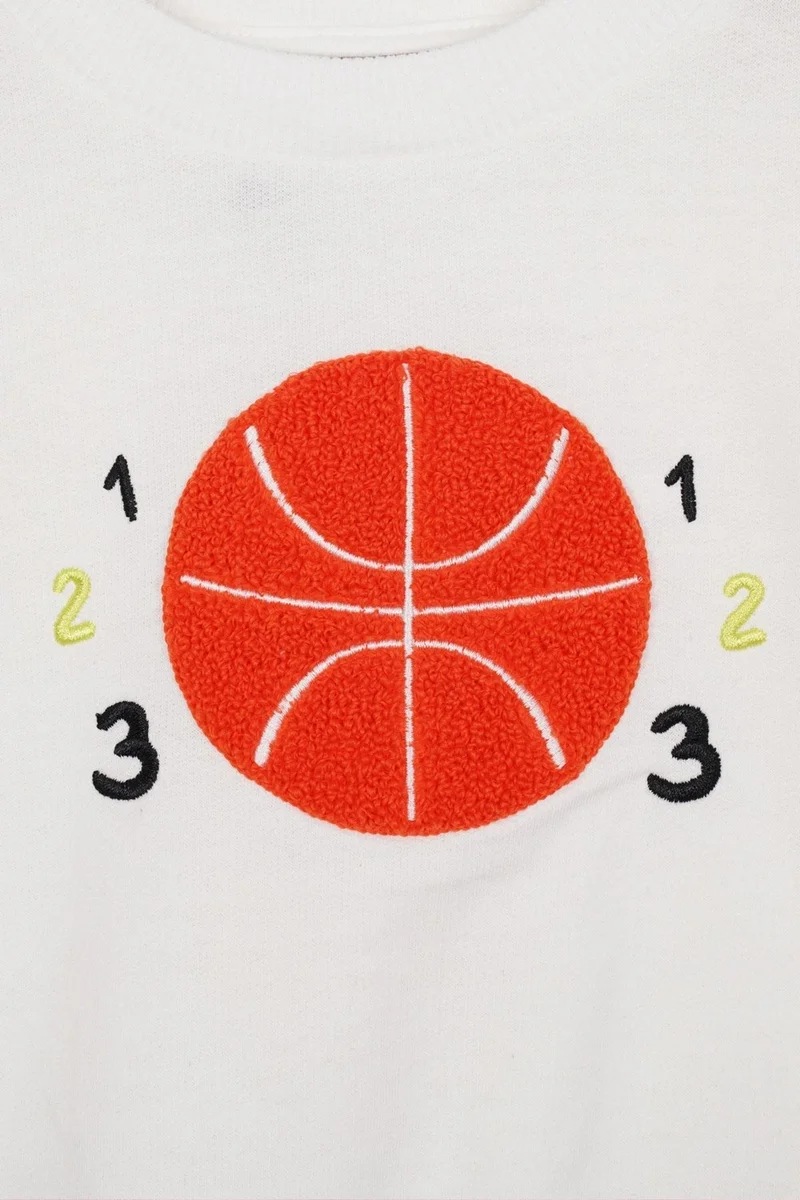 زيبكيدز Basketball Ball Embroidered Ecru Color Boy Sweatshirt