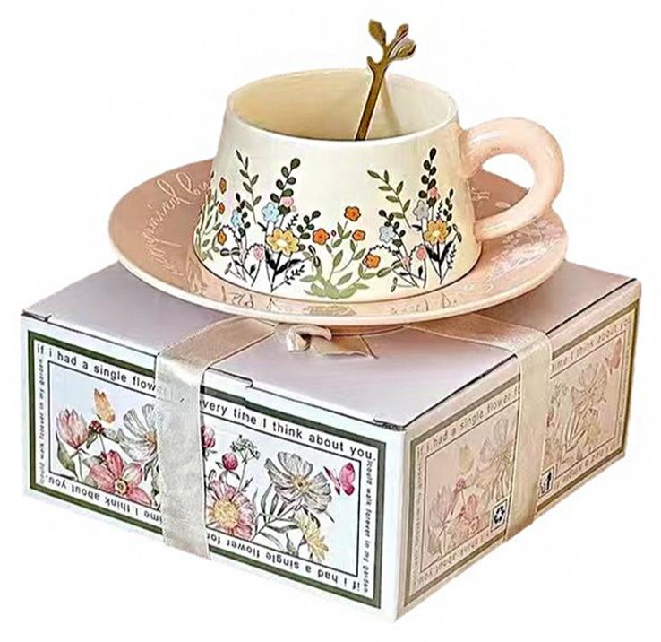ايكانبو مجموعة علبة هدايا من فناجين القهوة والصحن من السيراميك، تصميم زهور عتيقة، مثالية لمحبي الإسبريسو أو الشاي أو القهوة، علبة هدايا للمنزل أو المكتب أو المناسبات الخاصة (زهور صفراء صغيرة) - Image 1