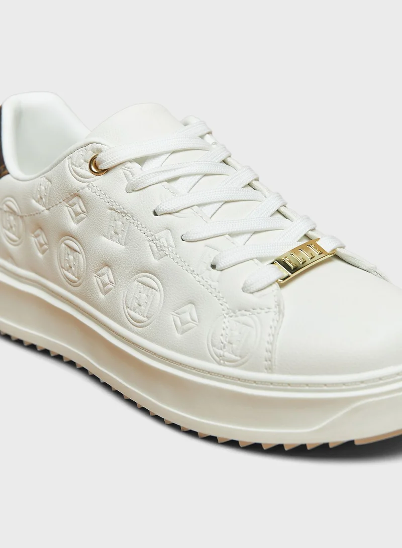 ايل Lace Up Low Top Sneakers