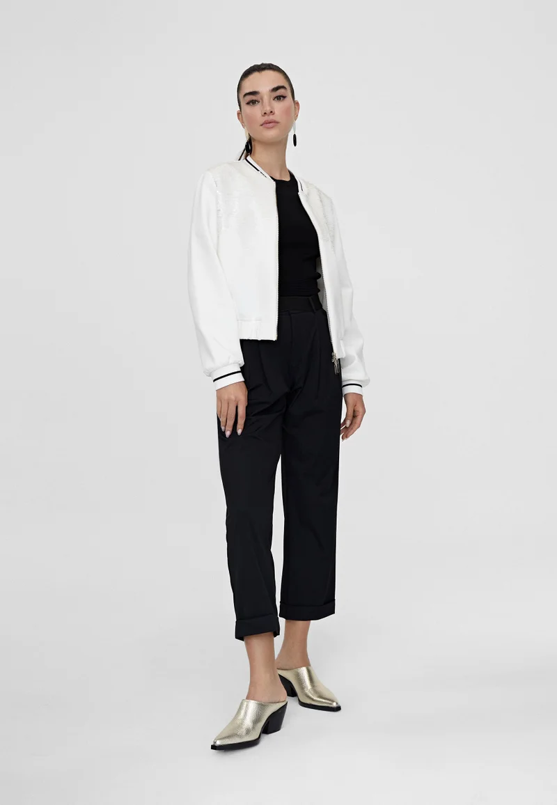 Lola Casademunt Cropped trousers with turn-up hems