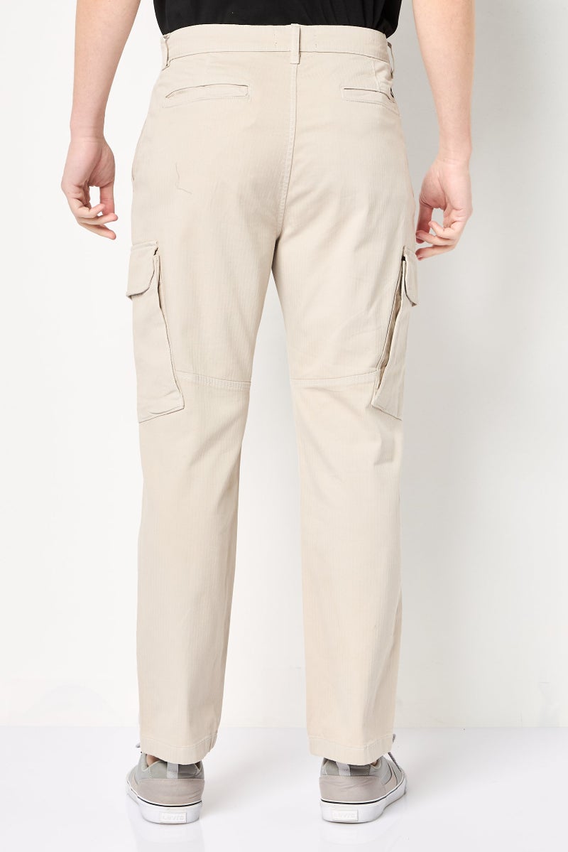 DKNY Men Regular Fit Textured Cargo Pants, Beige - Image 4