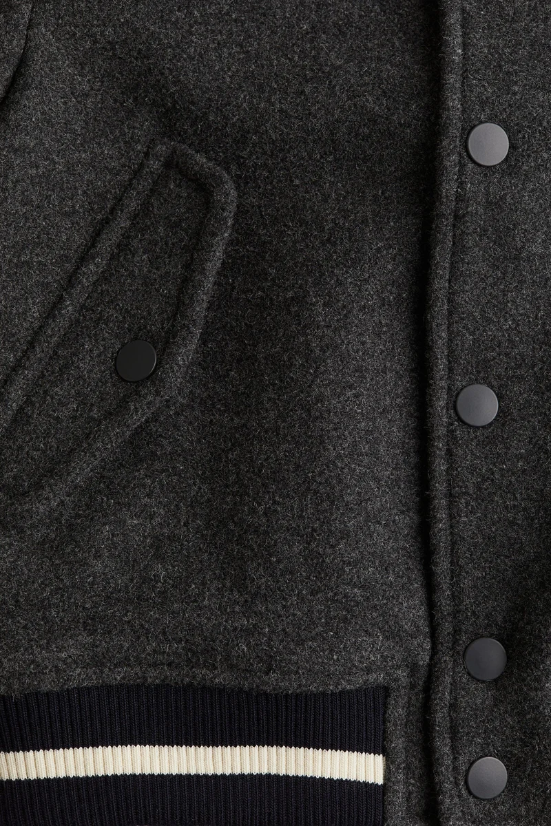 اتش اند ام جاكيت بيسبول