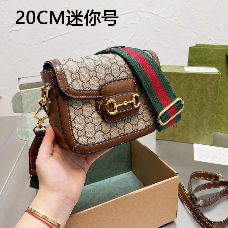 High Texture Xiao Zhan Same Style Bag New 2022 Bag Womens Mens Crossbody Bag Tiger Head Waist Bag Chest Bag Saddle BagTop plate double large G brown saddle bag mini Top plate double large G brown saddle bag mini
