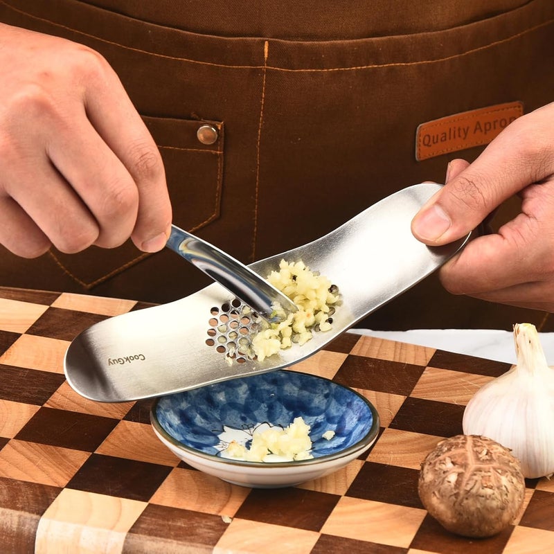 Cook Guy طقم ضغط الثوم المصنوع من الفولاذ المقاوم للصدأ 304 - مفرمة ثوم، كسارة، مقشرة، وأداة كشط من الفولاذ الممتاز لتقطيع الثوم بسهولة - مطحنة ثوم ذات مقبض مزدوج (B0201) - Image 5