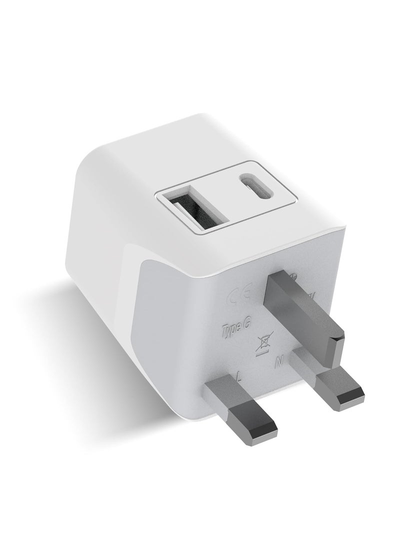 Ceptics Ceptics Travel Adapter India to UK Adapter 3 in 1 Plug Adapter with 1 USB 1 USBC Singapore Travel Adapter G Type Plug Socket UK Adapter for Indian Pins for Laptops Phones CERoHS White 1pc  - Image 1