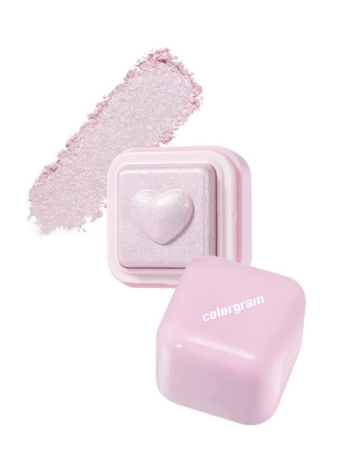 كولورجرام هايلايتر Milk Bling Heartlighter 02 Pink Heart | هايلايتر كريمي متعدد الاستخدامات وناعم وحريري بلمسة نهائية لامعة، توهج ناعم وطبيعي مثالي للمكياج اليومي  - Image 1