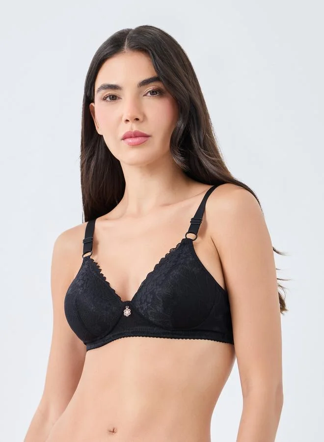 Styli Styli Pack of 2 - Padded Non Wired Lace Bra with Metal Trim