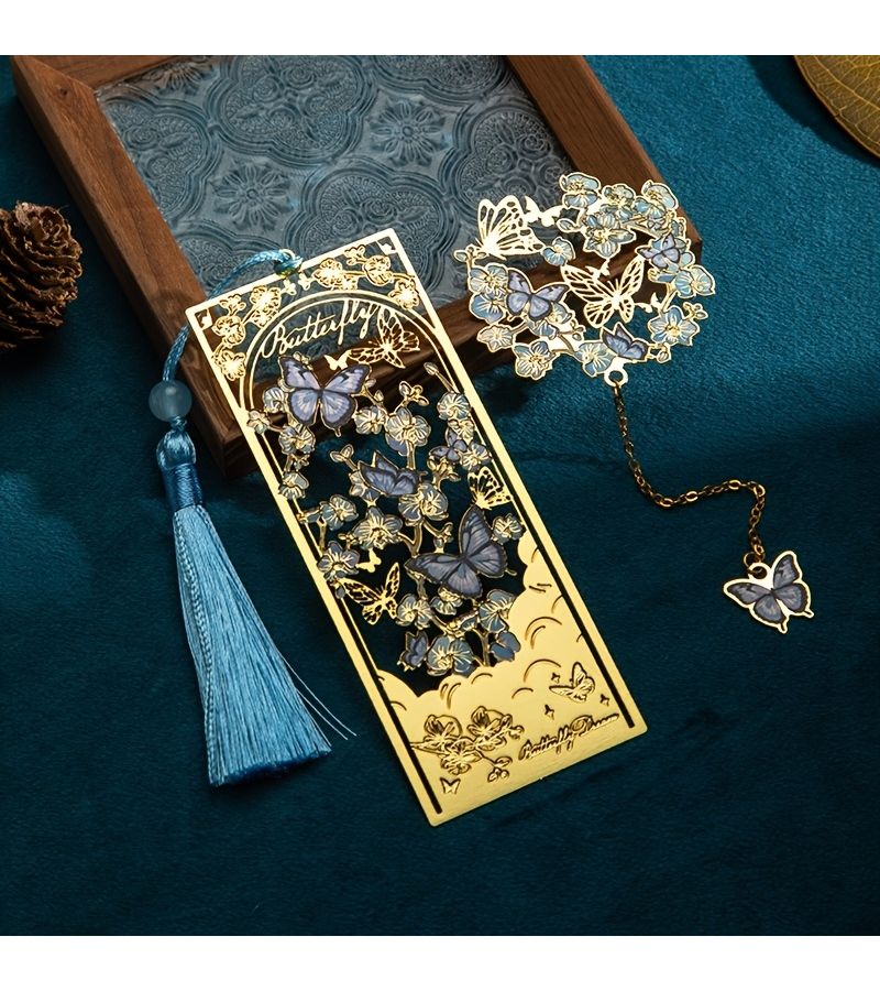 Blue Vintage Butterfly Bookmarks Set of 2 With Metal Chains And Tassels - Image 1
