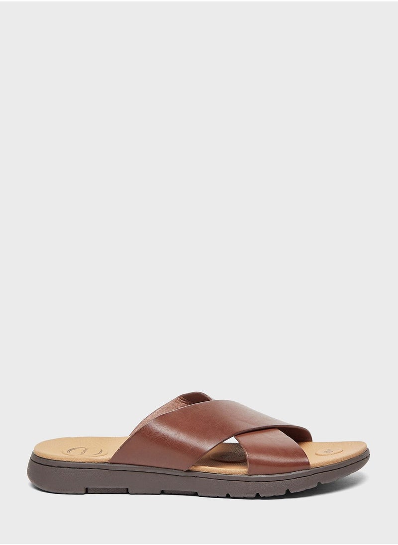 Le Confort - Cross Strap Arabian Sandals - Image 1