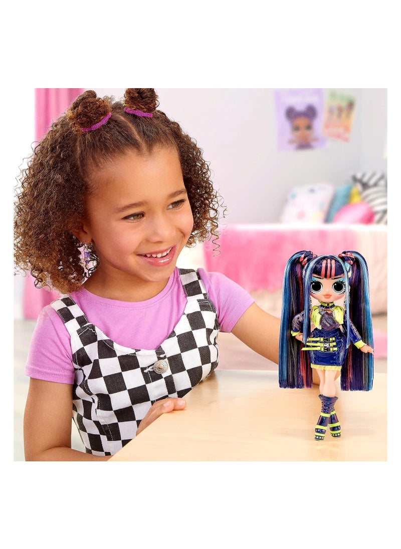 Lol Surpise - L.O.L. Surprise O.M.G. Fashion Doll - VICTORY - Includes Doll, Multiple Surprises, and Fabulous Accessories - Great for Kids Ages 4+ - Image 1