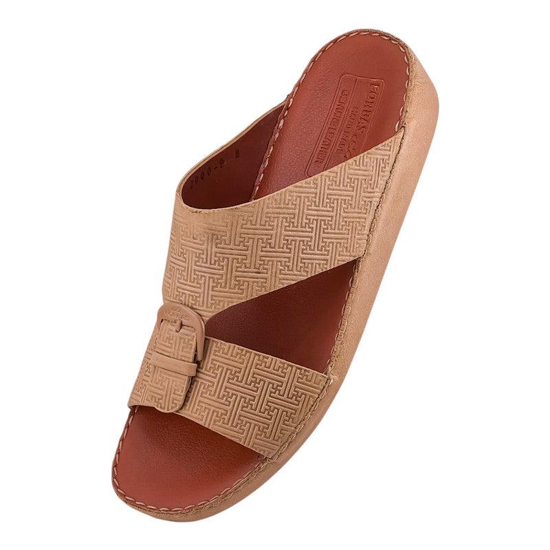 إيت صندل عربي يدوي الصنع للرجال من AET | شبشب رجالي خارجي | شبشب مفتوح من الأمام للاستخدام اليومي | جلد شامواه عربي أصلي مع إبزيم | تصميم جديد | نعل داخلي بلون بني فاتح | مريح وخفيف الوزن - Image 3