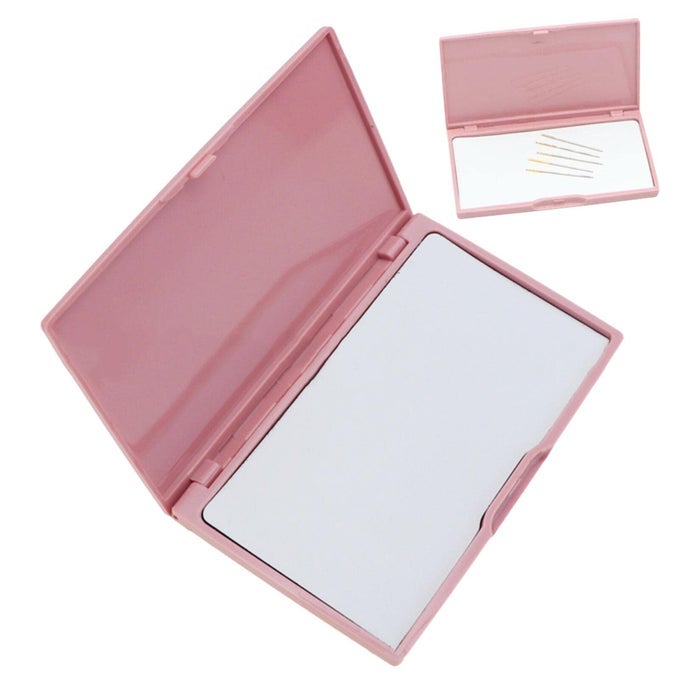 MAGNETIC NEEDLE CASEMAGNETIC NEEDLE STORAGE CASEPORTABLE RECTANGLE MAGNETIC SEWING STITCHING PIN STORAGE BOXSEWING KNITTING PIN ORGANIZERNEEDLE CONTAINER TOOLFOR STORING NEEDLERANDOM PATTERN