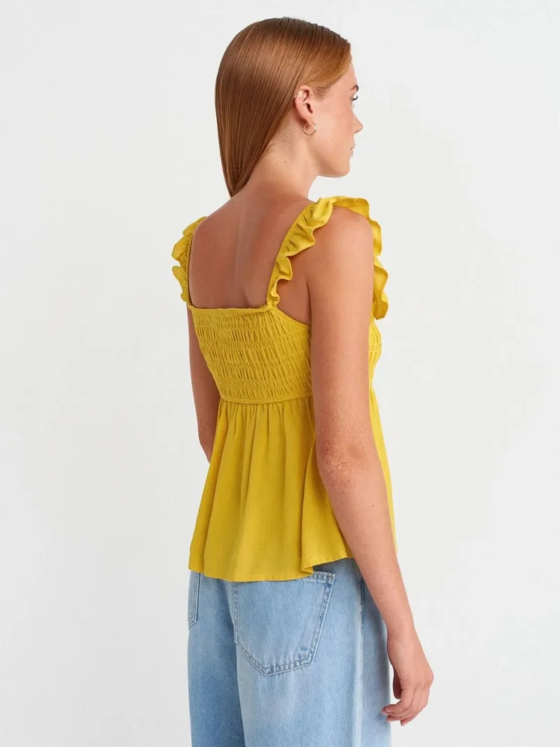 Dilvin Dilvin Sleeveless Square-neck Blouse With Tie Front