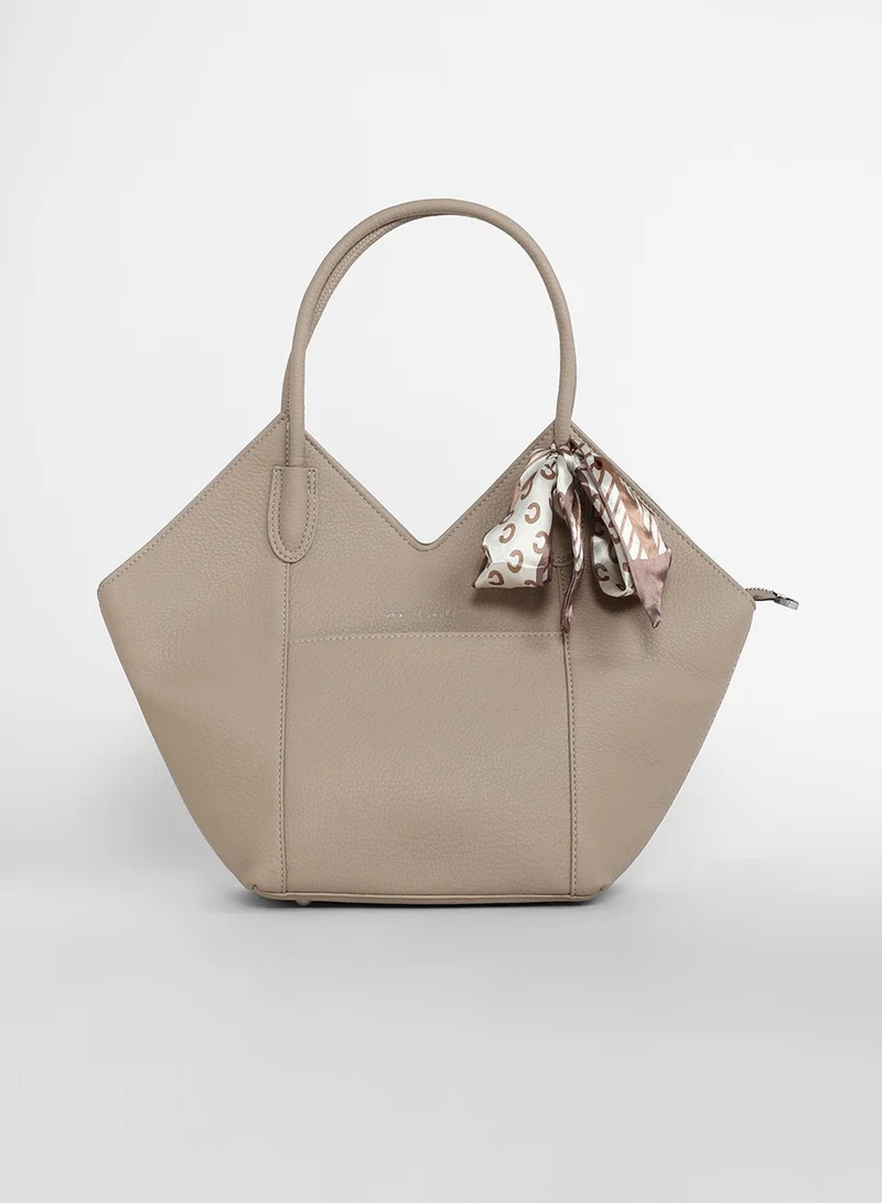 Haute Sauce Women's The Pike Tote Bag - Beige