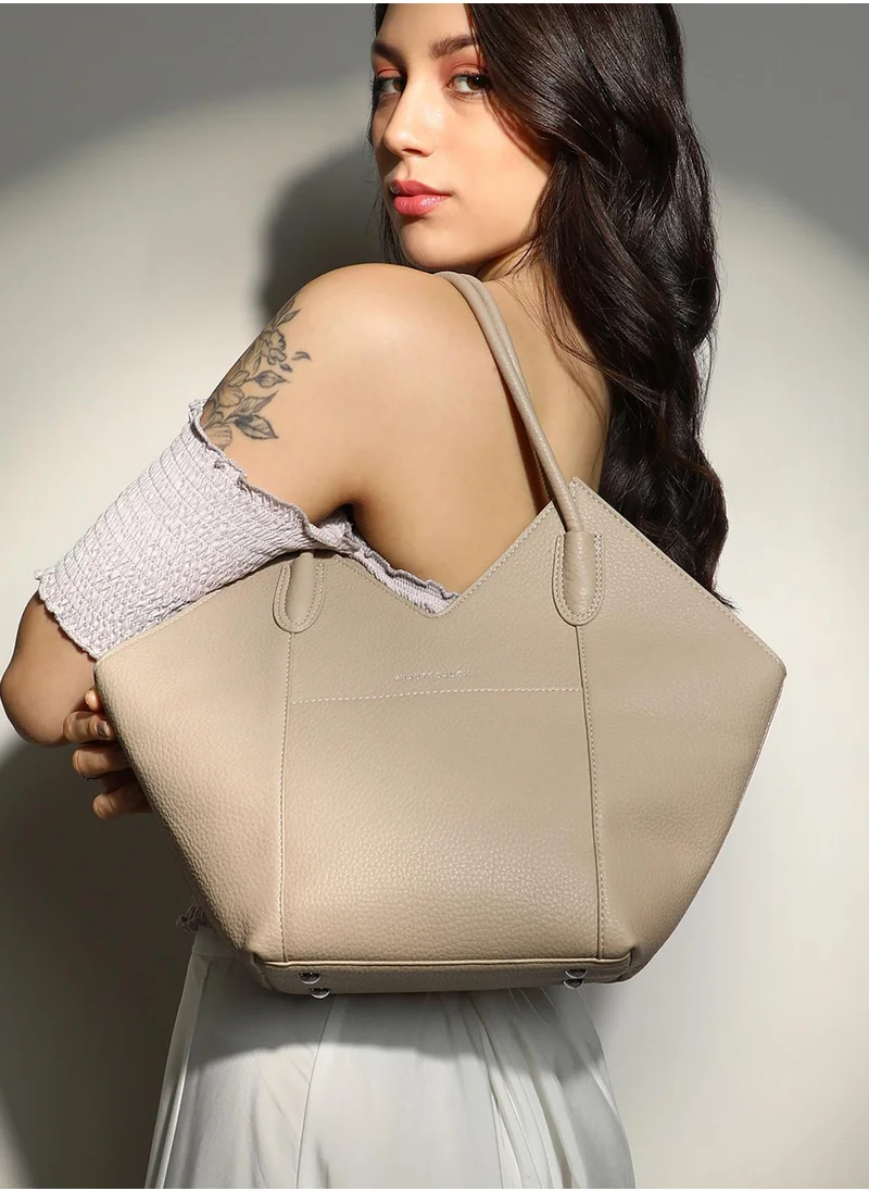 Haute Sauce Women's The Pike Tote Bag - Beige