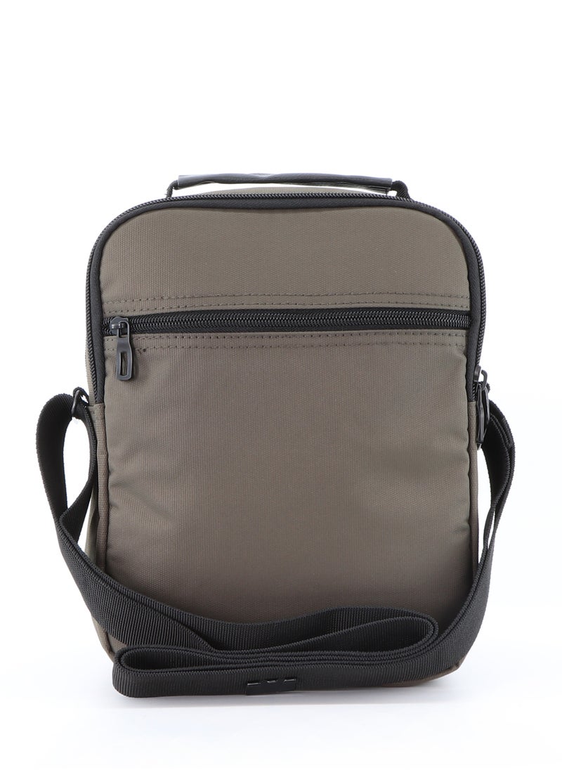 NATIONAL GEOGRAPHIC National Geographic Pro Utility Bag  with Handle Khaki - Compact Travel Bag for Men and Women, Shoulder Bag, Portable Organizer, Sustainable Material and Eco Friendly  - Image 4
