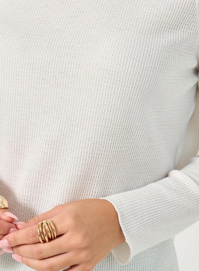 ستايلي تيشيرت بأكمام طويلة من قماش الوافل