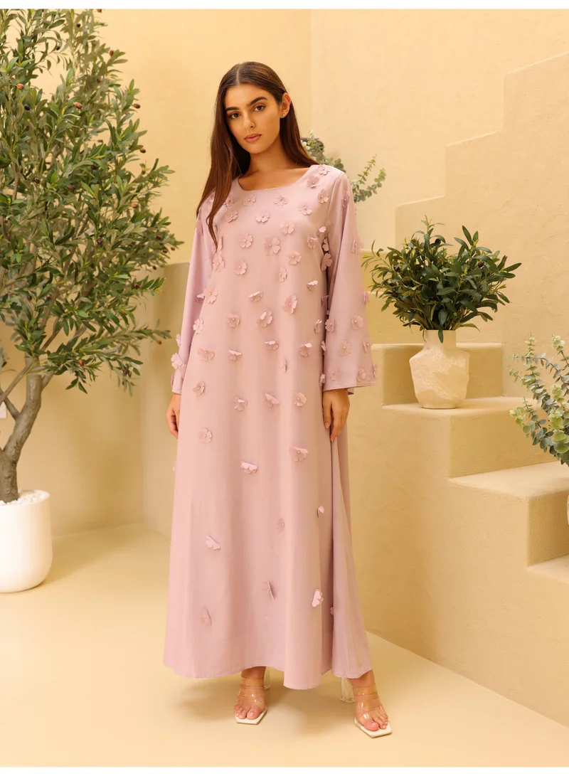 اكسا جلابية أنيقة مزينة بزهور ثلاثية الأبعاد