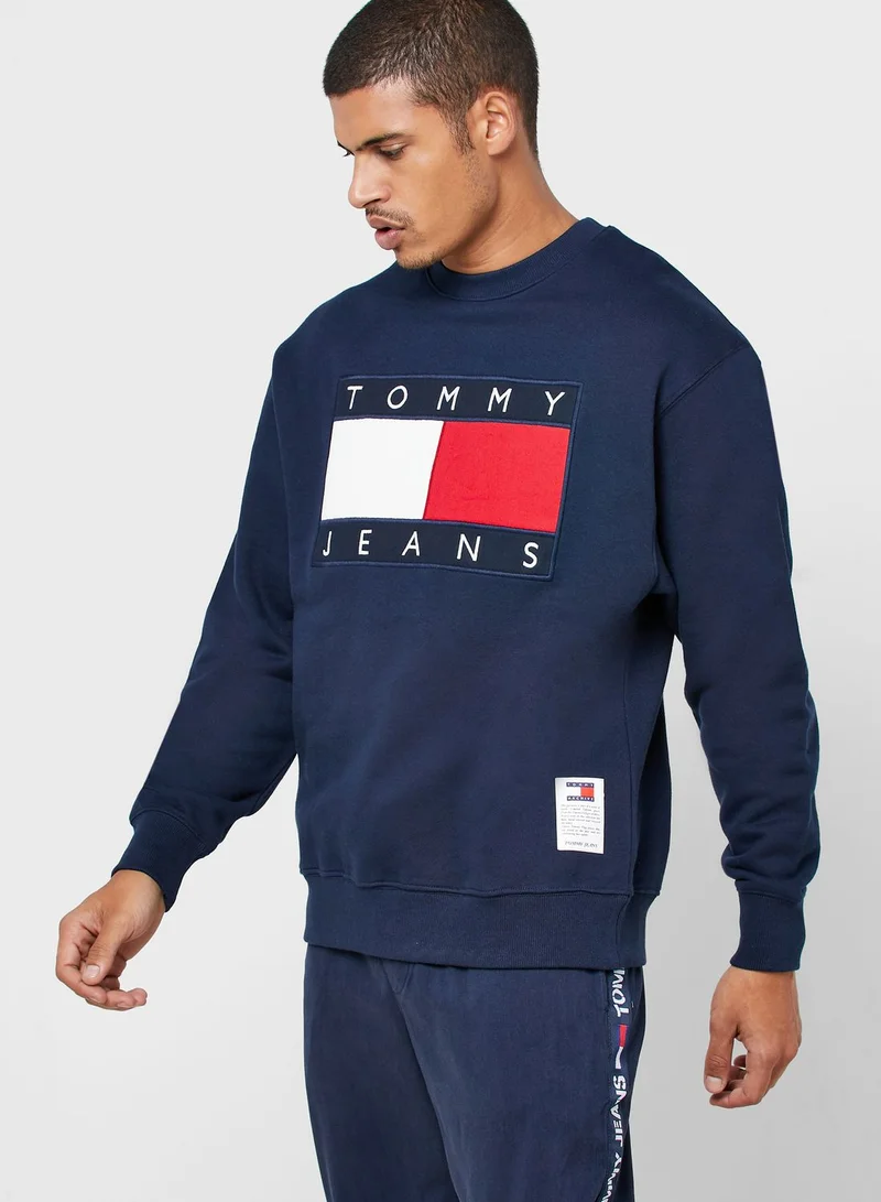 TOMMY JEANS Logo Flag Sweatshirt