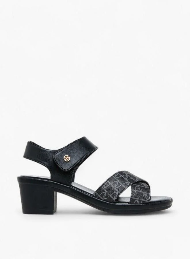 بابريكا صنادل مطبوعة بكعب عريض