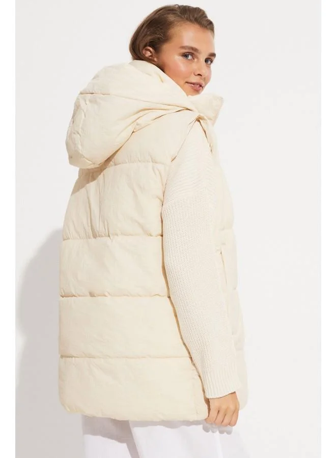 جون June Hooded Vest Stone