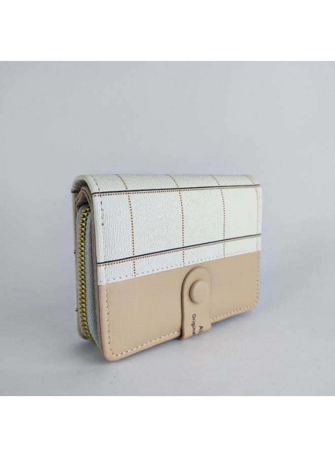 Luxury Women’s Leather Wallet – Interior Compartments for Easy Organization - Image 1