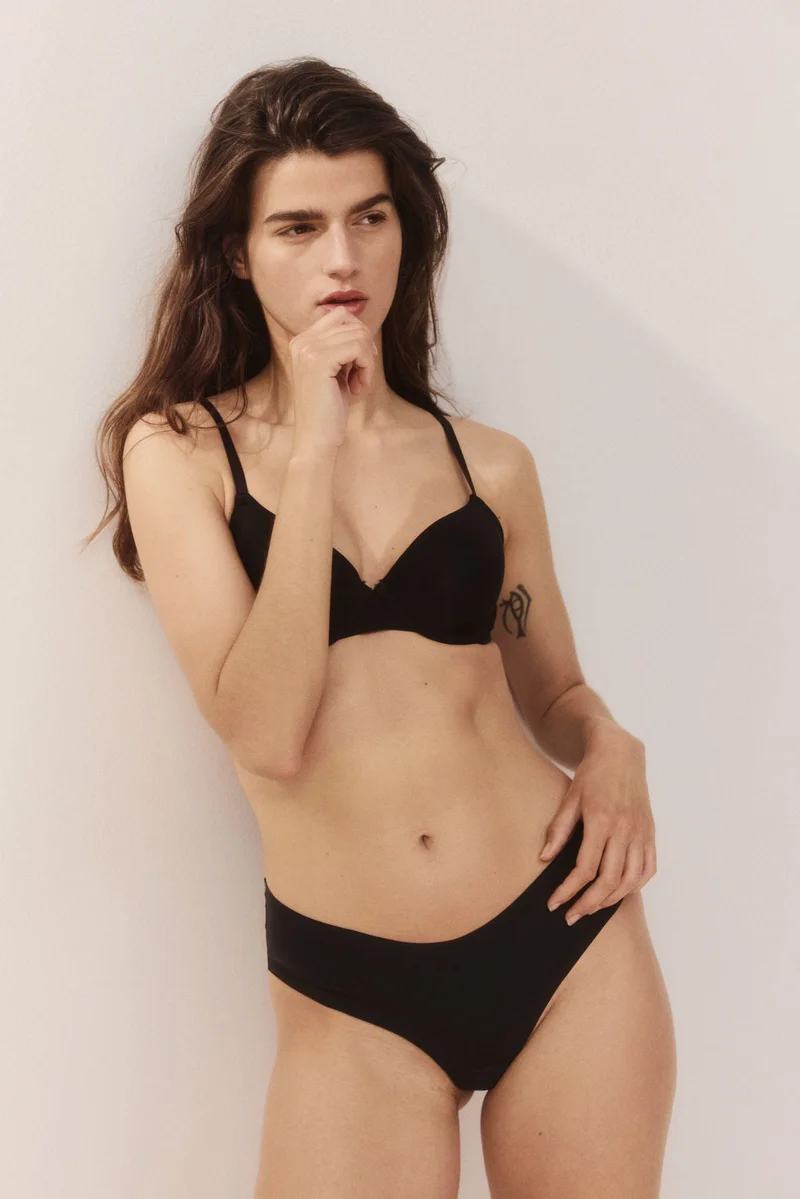 اتش اند ام ثلاث قطع سراويل داخلية عالية الأرجل