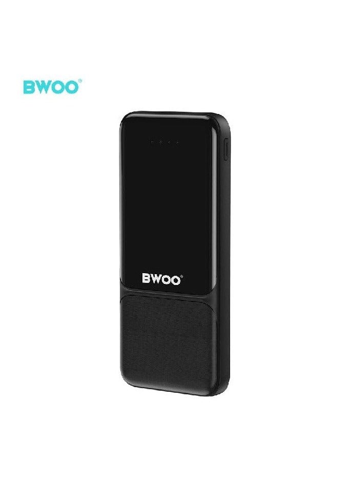 بوو بنك الطاقة BWOO BO-P18 ثنائي منافذ USB (10,000 مللي أمبير/ساعة) هو بطارية خارجية محمولة وخفيفة الوزن مصممة للحفاظ على شحن أجهزتك طوال اليوم. بفضل منفذي الشحن USB، يتيح لك شحن جهازين في آنٍ واحد، مما يجعله ملحقًا مثاليًا للمسافرين والمحترفين والاستخدام اليومي. - Image 1