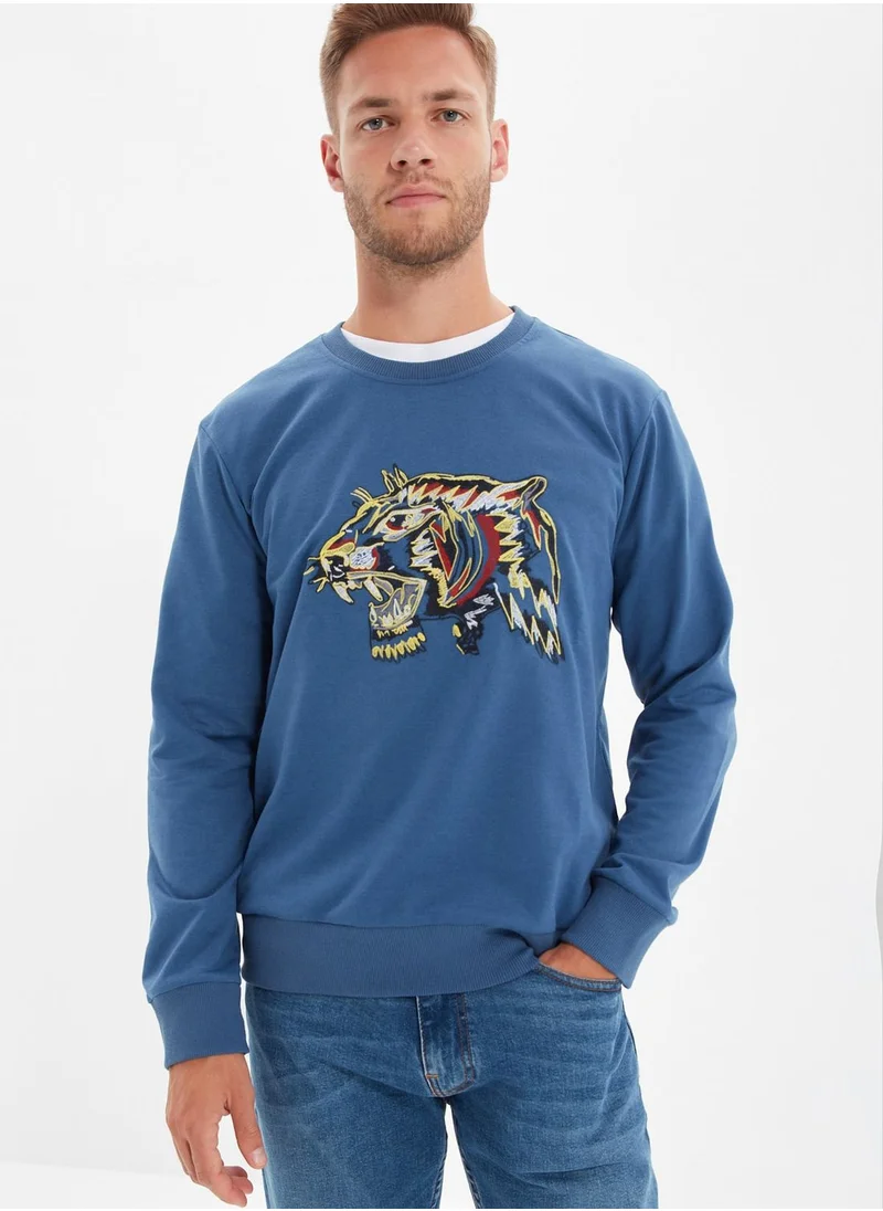 trendyol Graphic Sweatshirt