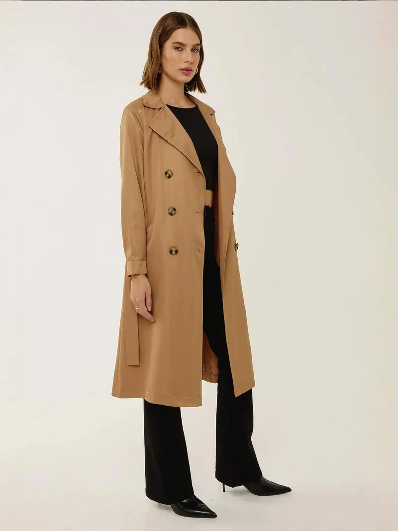 HICCUP Buttoned Light Trenchcoat with a Belt
