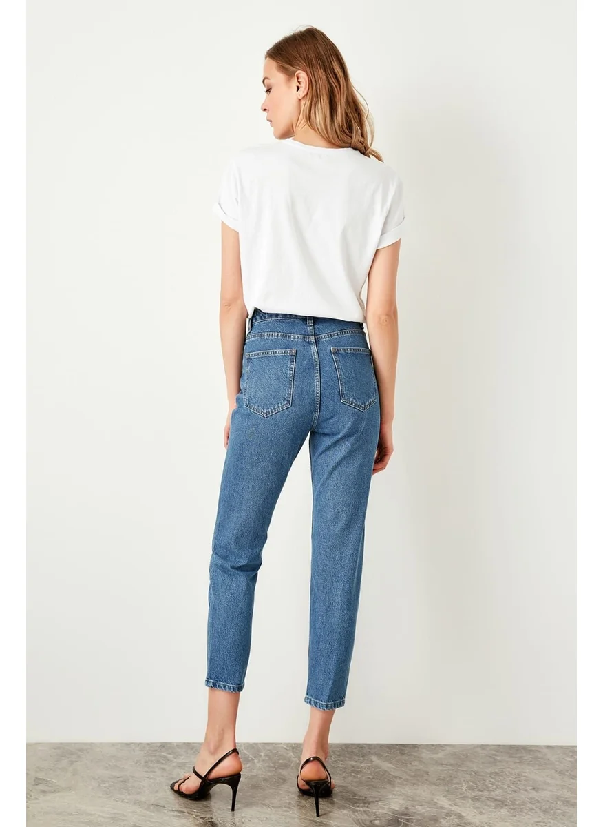 ترينديول High Waist Button Front Mom Jeans
