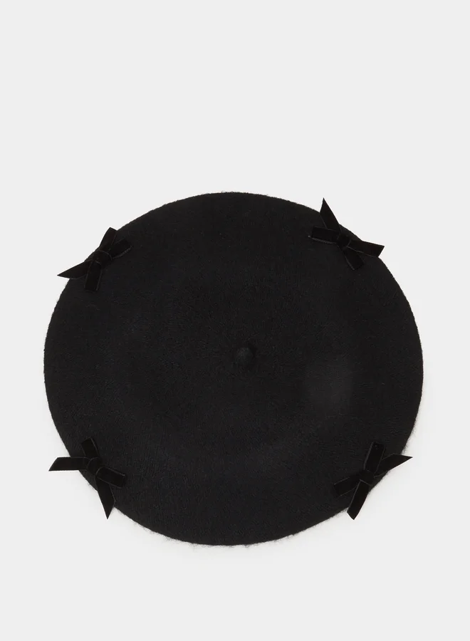 ستايلي Black Sloid Velvet Bow Detail Beret