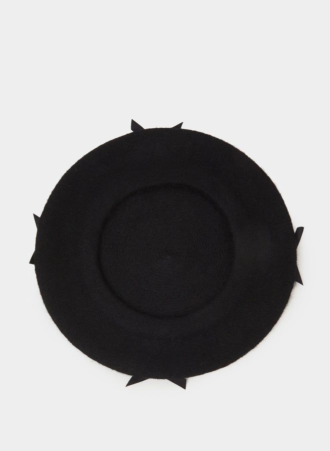 Styli Black Sloid Velvet Bow Detail Beret - Image 2